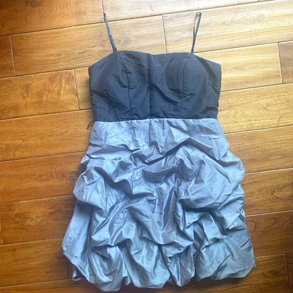 City Triangles Size 7 Black & Grey Strapless Ruffle Mini Dress Party Y2K Formal - Picture 2 of 10